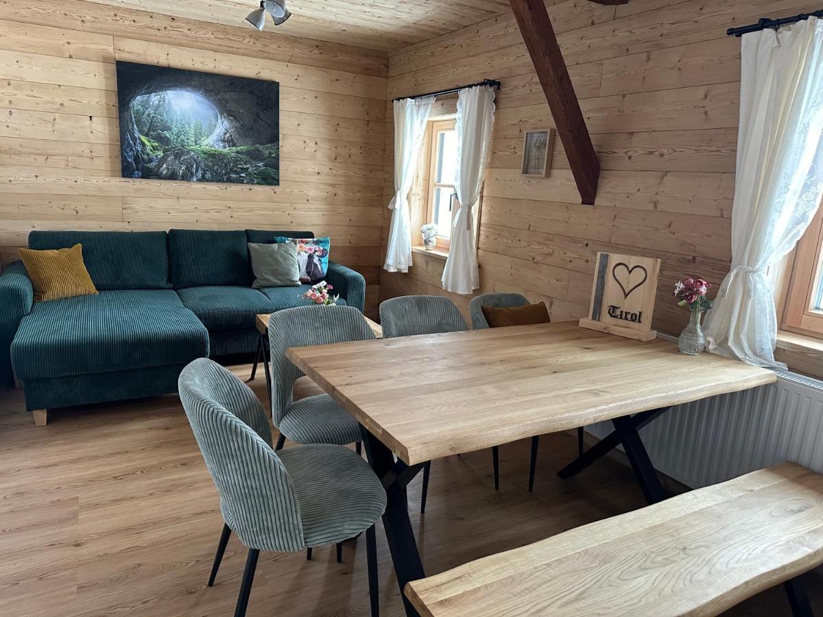 Hotel Peer Alm Navis Esterno foto