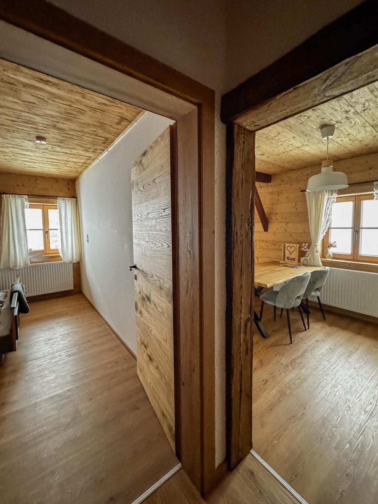Hotel Peer Alm Navis Esterno foto