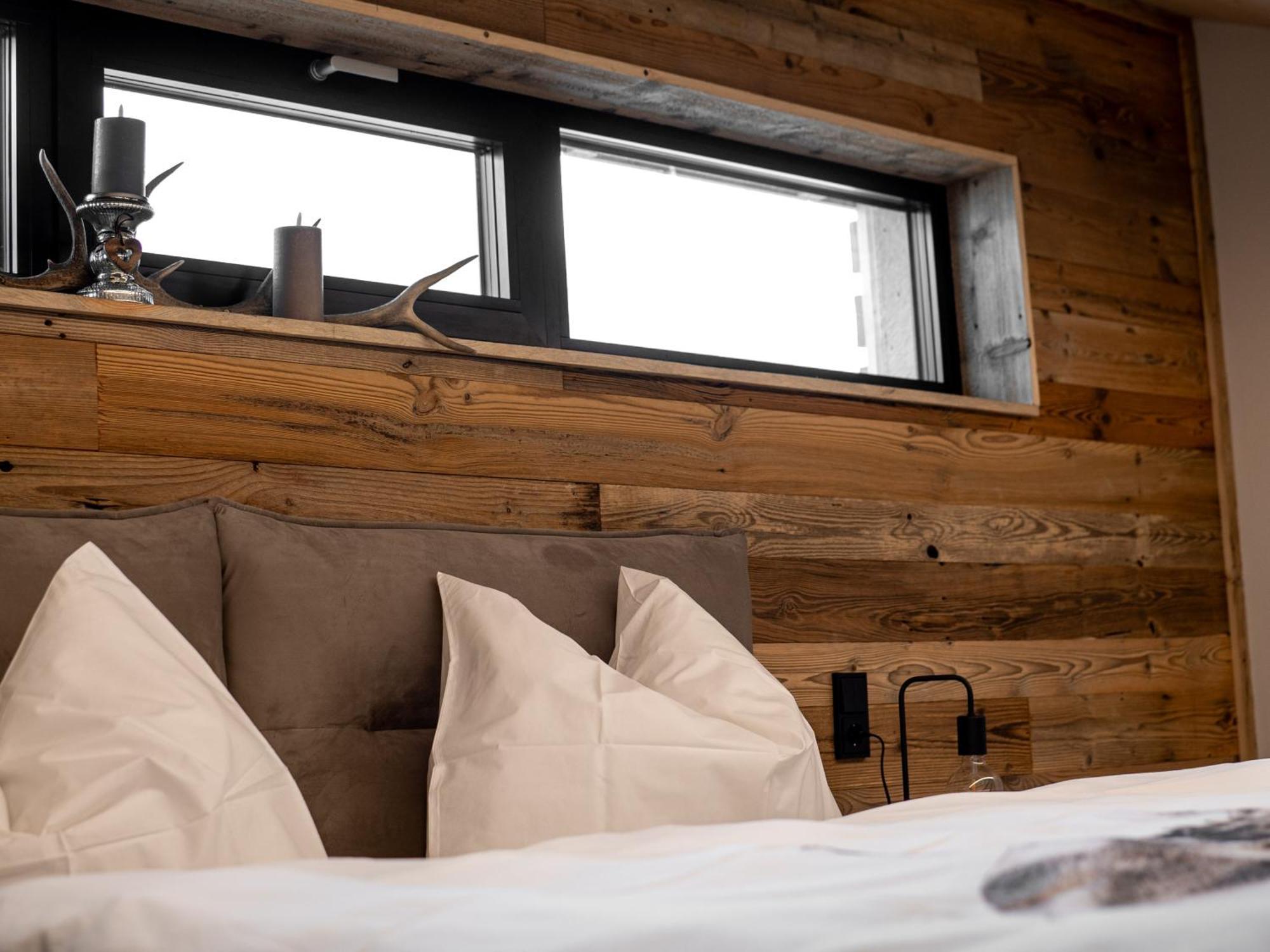 Hotel Peer Alm Navis Esterno foto